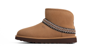 UGG Classic Mini Crescent