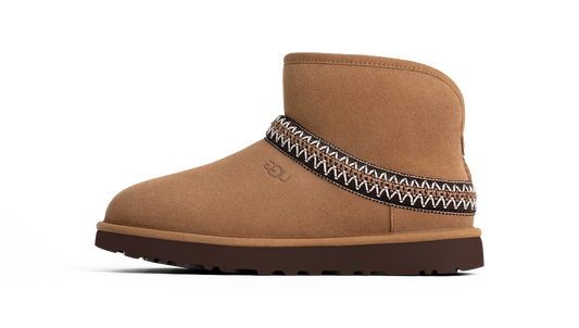 Overkicks - UGG Classic Mini Crescent Chestnut (Womens) (1158262-CHE) - vista lateral