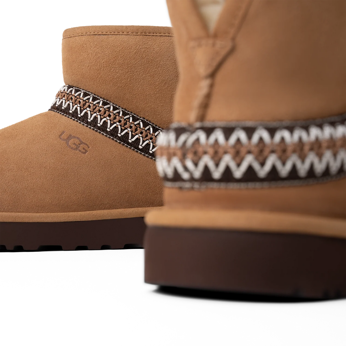 Overkicks - UGG Classic Mini Crescent Chestnut (Womens) (1158262-CHE) - detalle suela