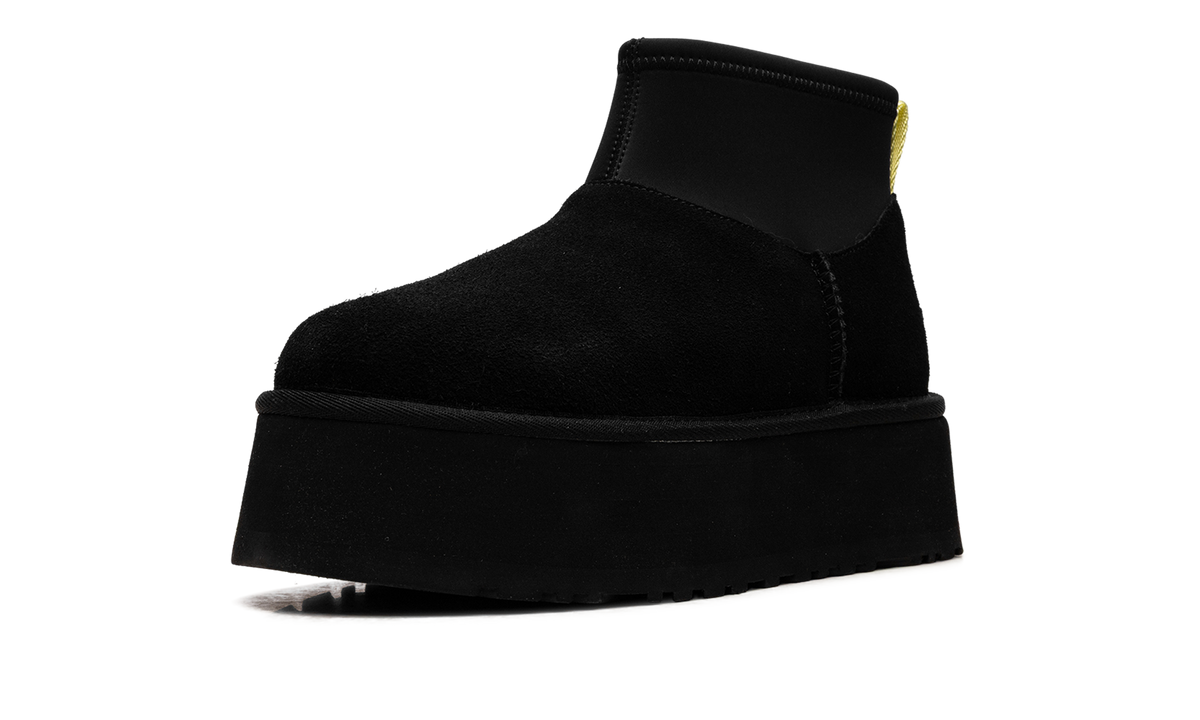 Overkicks - UGG Classic Mini Dipper Boot Black Yellow (Womens) (1168170-BLK) - detalle suela