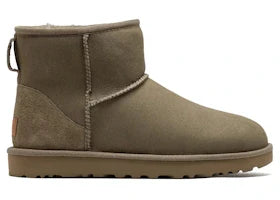 Overkicks - UGG Classic Mini II Boot Antilope (Womens) (1016222-ALP) - vista lateral