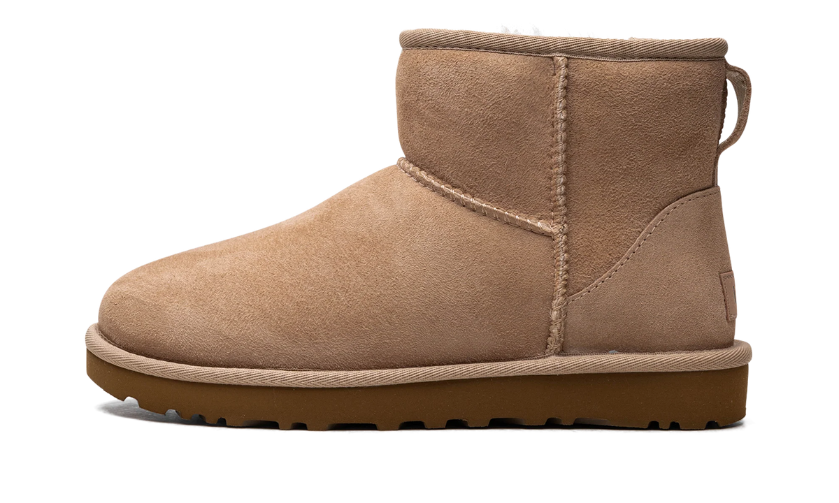 Overkicks - UGG Classic Mini II Boot Sand (1016222-SAN) - vista lateral