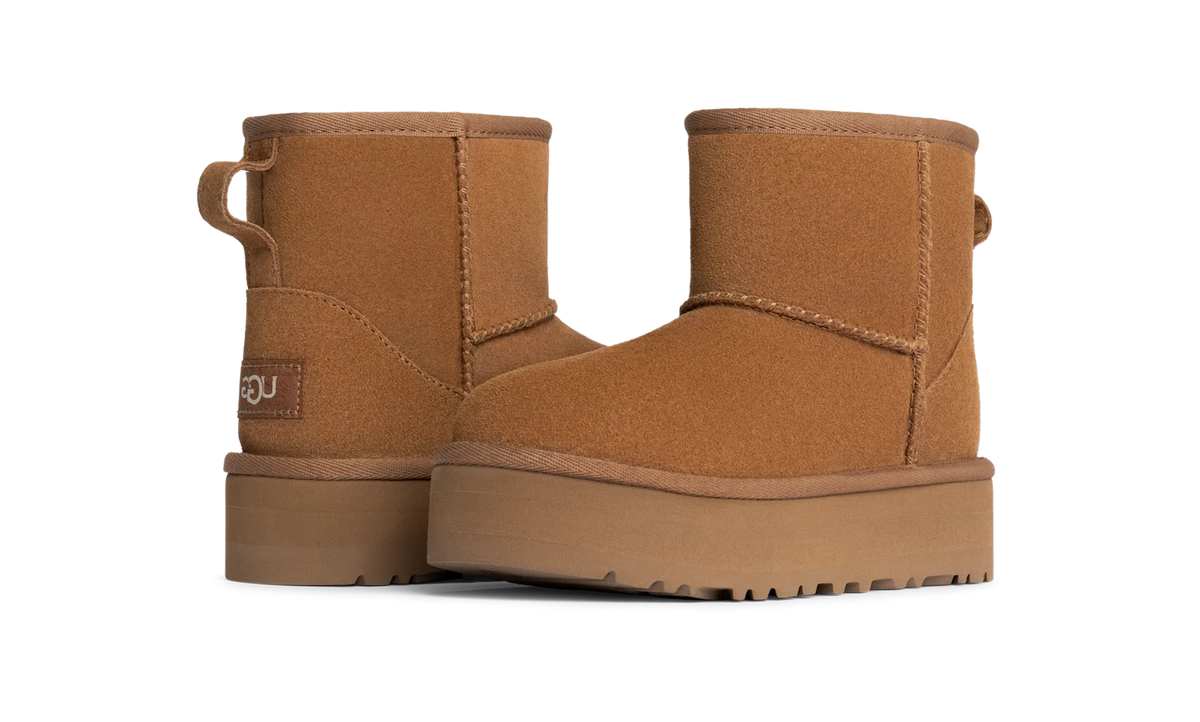Overkicks - UGG Classic Mini Platform Boot Chestnut (Kids) (1143700K-CHE) - imagen 2