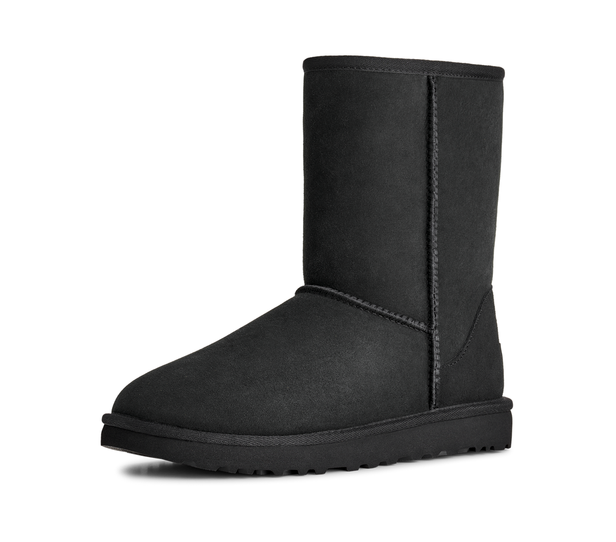 Overkicks - UGG Classic Short II Boot Black (Womens) (1016223-BLK) - vista trasera