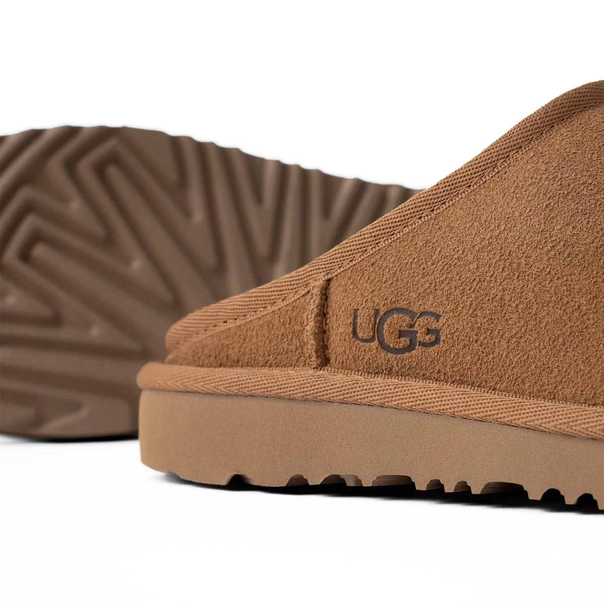 Overkicks - UGG Classic Slip-On Slipper Chestnut (Kids) (1161030K-CHE) - imagen 4