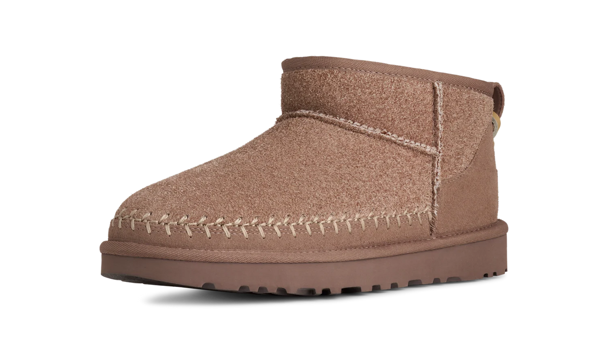 Overkicks - UGG Classic Ultra Mini Biarritz Boot Rocky Oak (Womens) (1171538-RYK) - vista trasera