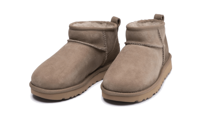 Overkicks - UGG Classic Ultra Mini Boot Antilope (Womens) (1116109-ALP) - vista trasera