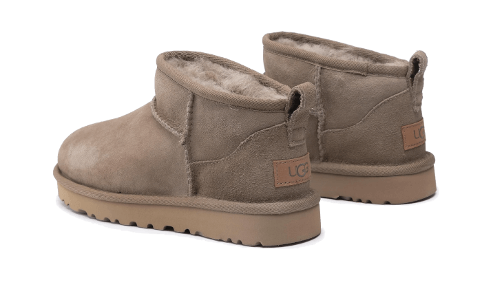 Overkicks - UGG Classic Ultra Mini Boot Antilope (Womens) (1116109-ALP) - par completo