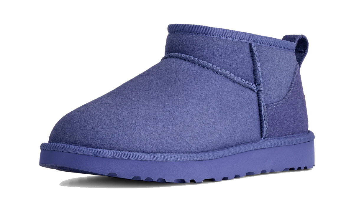 Overkicks - UGG Classic Ultra Mini Boot Betta (Womens) (1116109-BETT) - vista trasera