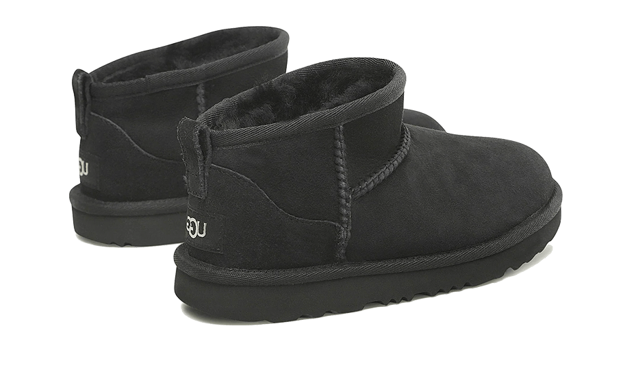 Overkicks - UGG Classic Ultra Mini Boot Black (Kids) (1130750K-BLK) - imagen 2