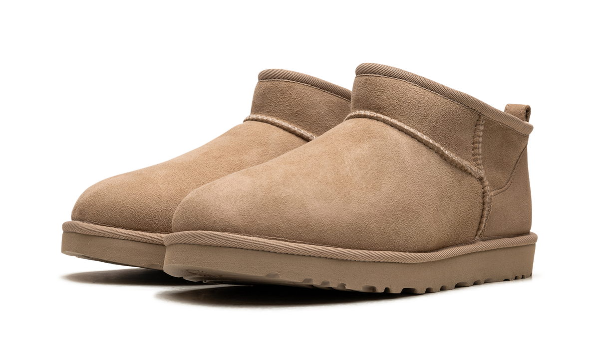 Overkicks - UGG Classic Ultra Mini Boot Brown Driftwood (Womens) (1116109-DRI) - vista trasera