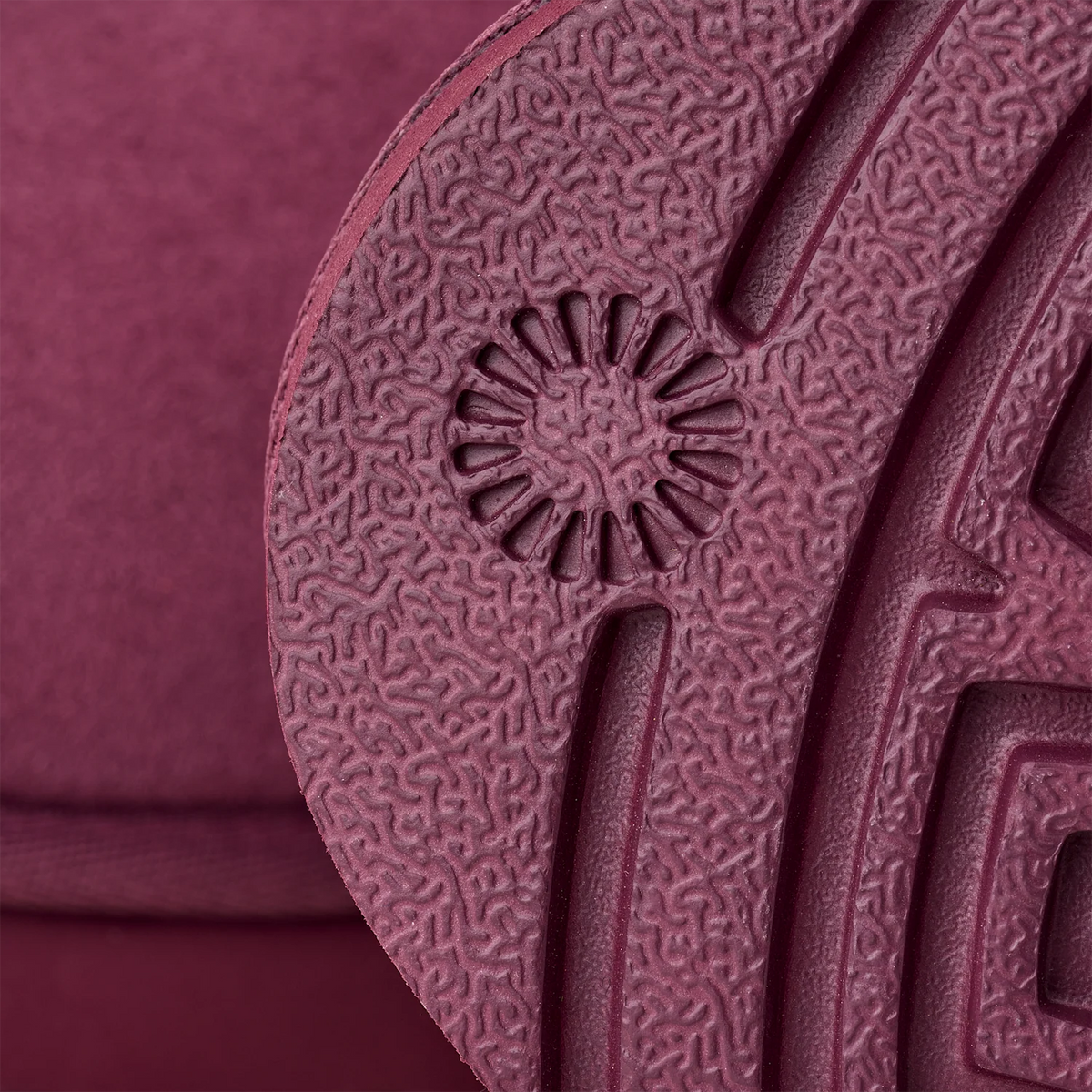 Overkicks - UGG Classic Ultra Mini Boot Burnt Magenta (Womens) (1116109-BNTM) - detalle suela