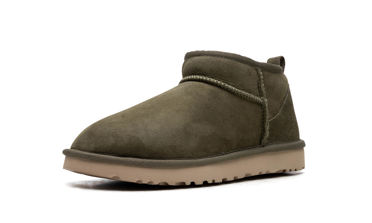 Overkicks - UGG Classic Ultra Mini Boot Burnt Olive (Womens) (1116109-BTOL) - detalle suela