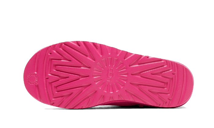 Overkicks - UGG Classic Ultra Mini Boot Carnation (Womens) (1116109-CRNT) - par completo