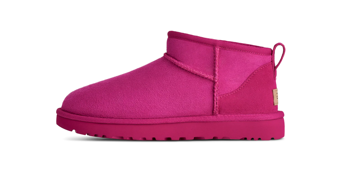 Overkicks - UGG Classic Ultra Mini Boot Dark Peony (Womens) (1116109-DNY) - vista lateral