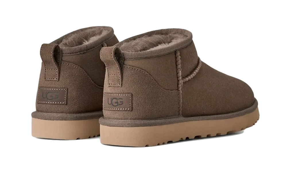 Overkicks - UGG Classic Ultra Mini Boot Dried Oregano (Womens) (1116109-DDRG) - par completo
