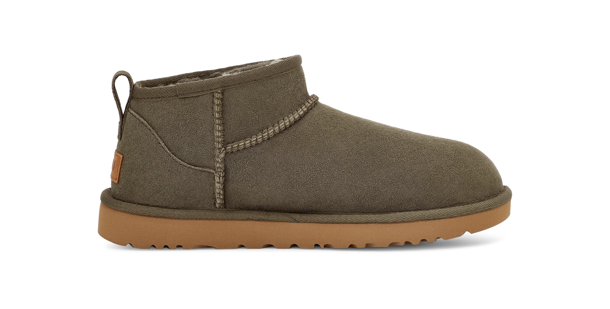 Overkicks - UGG Classic Ultra Mini Boot Forest Night (Womens) (1116109-FRSN) - par completo