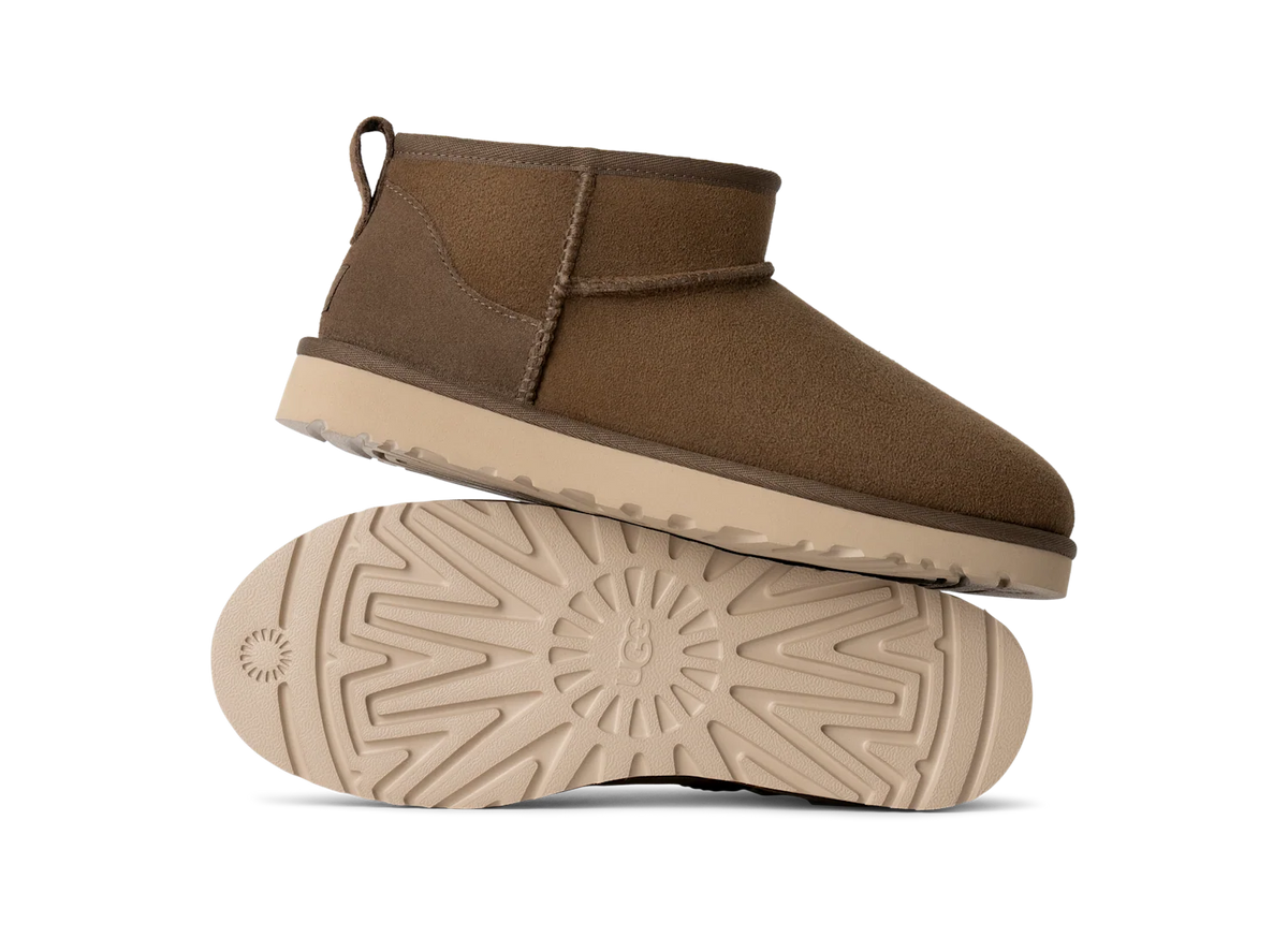 Overkicks - UGG Classic Ultra Mini Boot Hickory (1137391-HCK) - par completo
