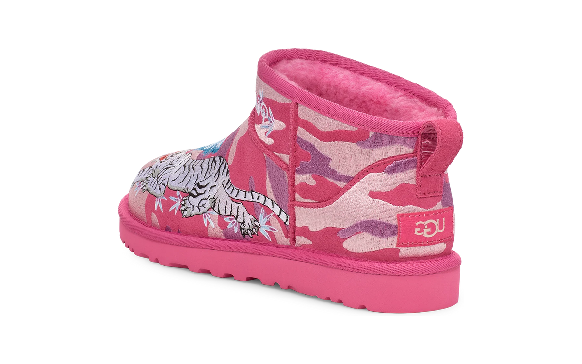 Overkicks - UGG Classic Ultra Mini Boot Palace Pink Camo (1172071-PKC) - detalle suela