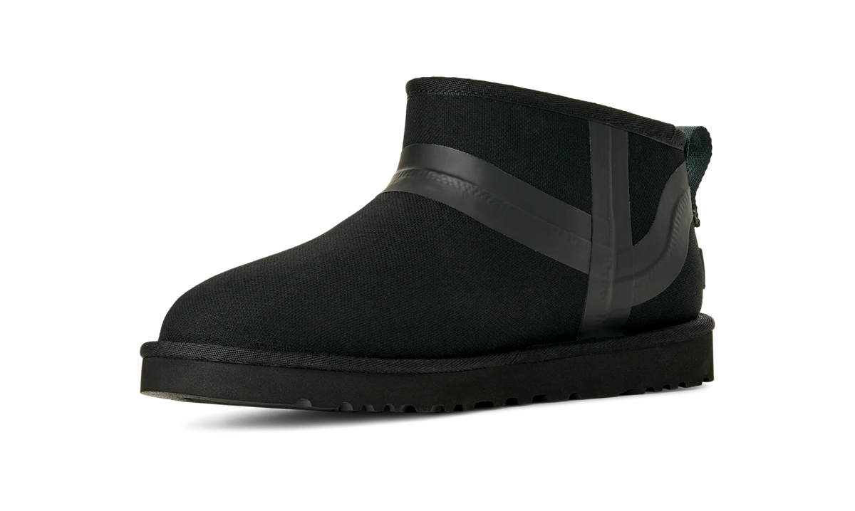 Overkicks - UGG Classic Ultra Mini Boot Reese Cooper Black (1174071-BLK) - par completo