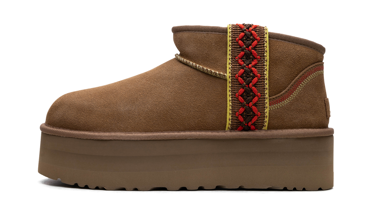 Overkicks - UGG Classic Ultra Mini Braid Boot Chestnut (Womens) (1138491-CHE) - vista lateral