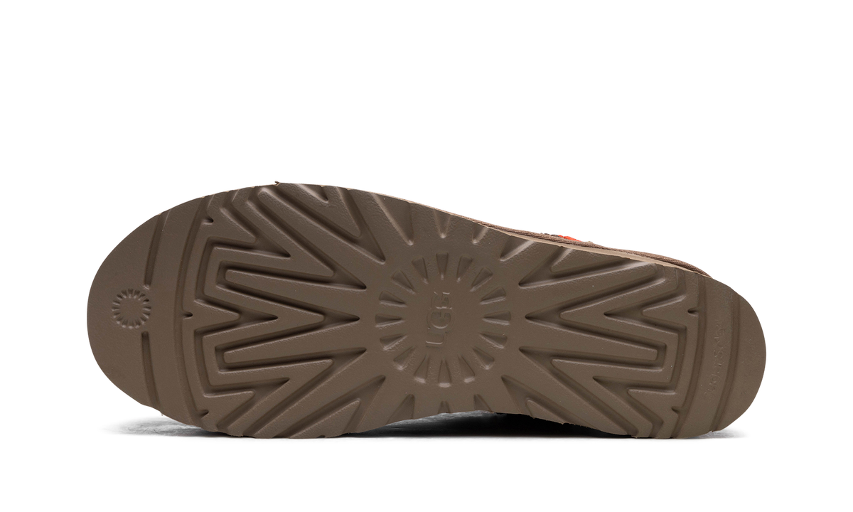 Overkicks - UGG Classic Ultra Mini Braid Boot Chestnut (Womens) (1138491-CHE) - vista superior