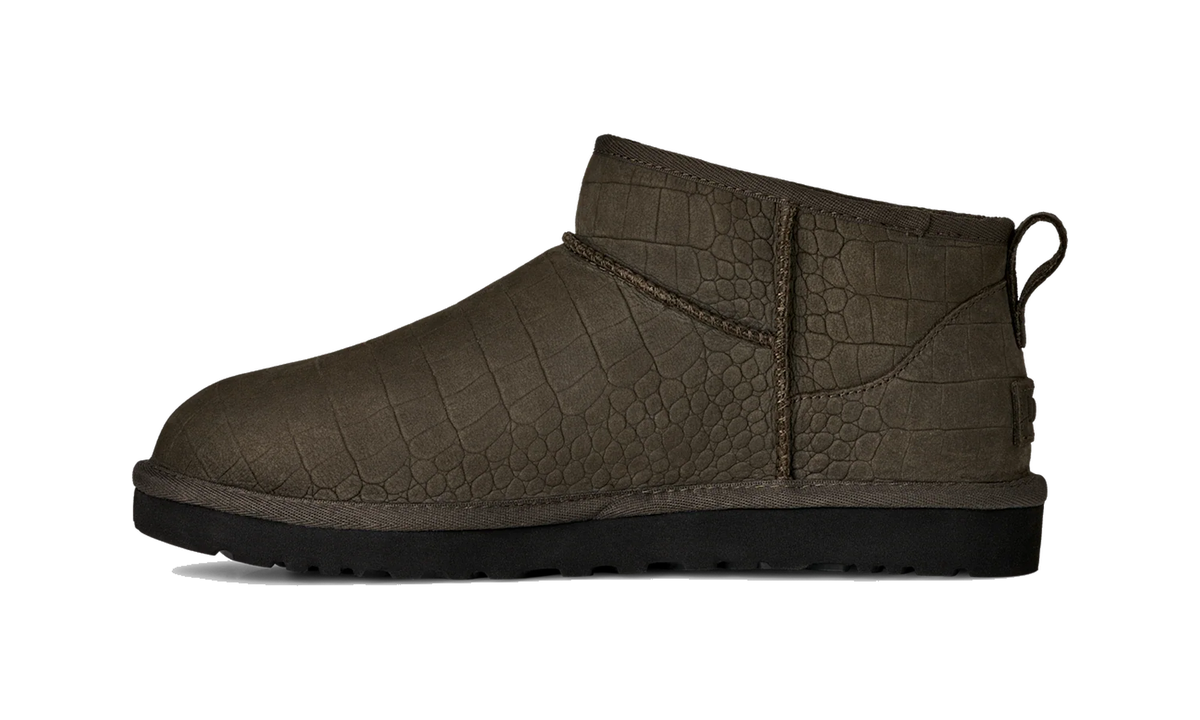 Overkicks - UGG Classic Ultra Mini Embossed Boot Dense Smoke (1178661-DNSS) - par completo