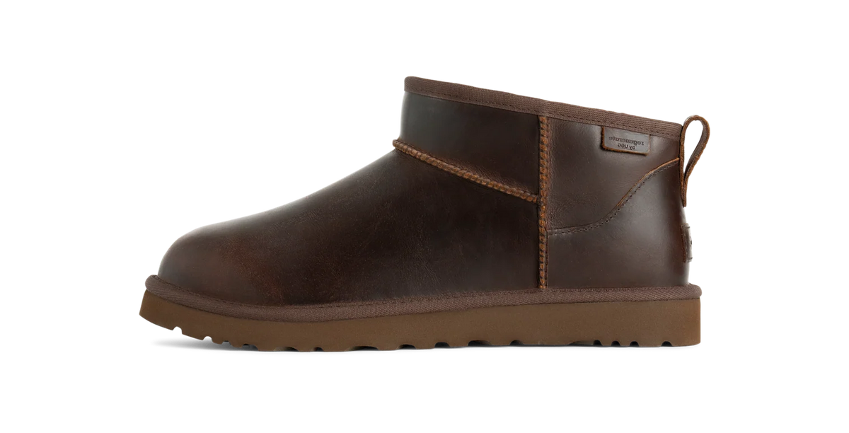 Overkicks - UGG Classic Ultra Mini LTHR Regen Boot Ironwood (1158191-IWD) - vista lateral