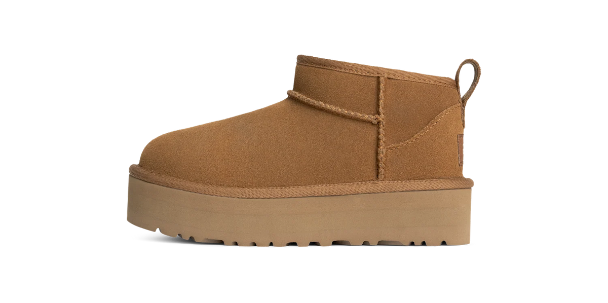 Overkicks - UGG Classic Ultra Mini Platform Boot Chestnut (Kids) (1157791K-CHE) - vista lateral
