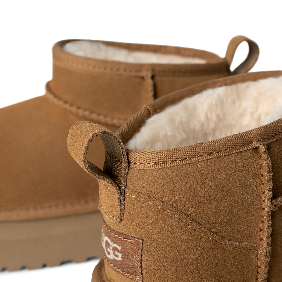 Overkicks - UGG Classic Ultra Mini Platform Boot Chestnut (Kids) (1157791K-CHE) - imagen 4