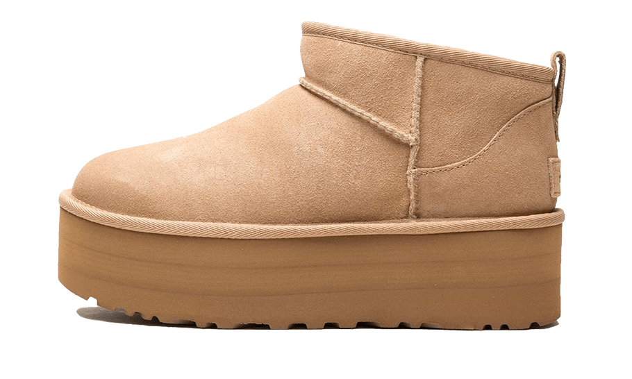 Overkicks - UGG Classic Ultra Mini Platform Boot Sand (Womens) (1135092-SAN) - vista lateral