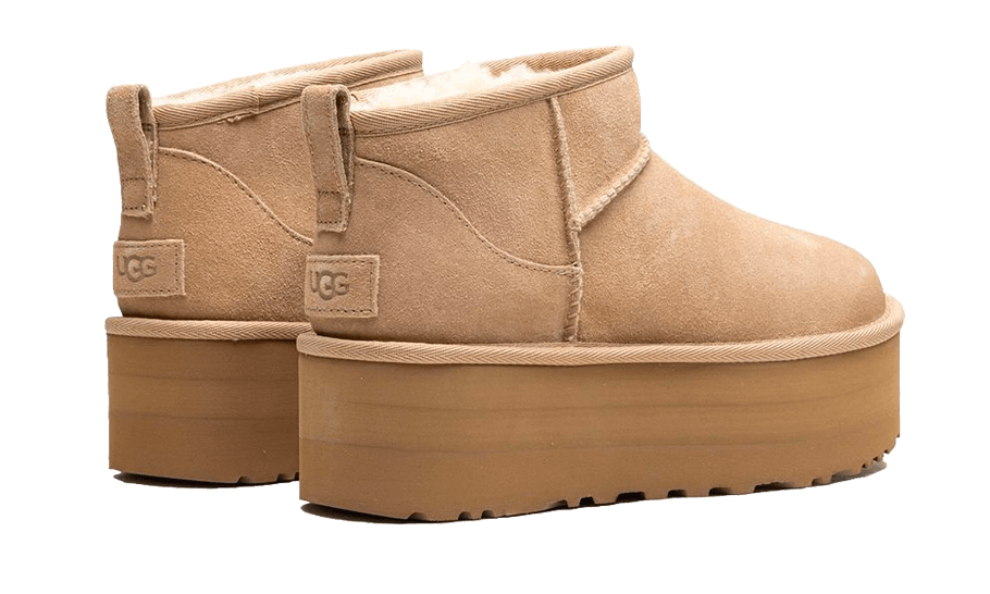 Overkicks - UGG Classic Ultra Mini Platform Boot Sand (Womens) (1135092-SAN) - par completo