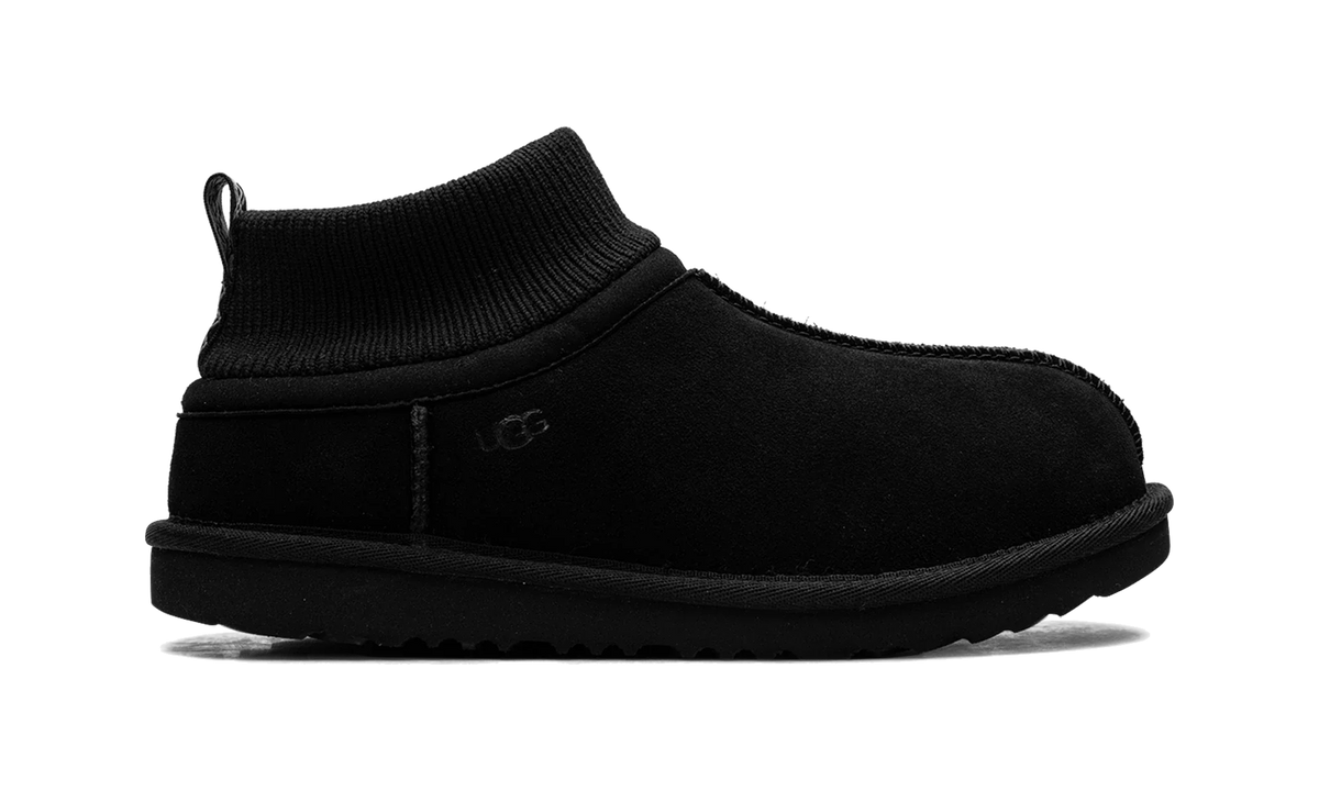 Overkicks - UGG Classic Ultra Stretch Cuff Slipper Black (Kids) (1157702K-BLK) - imagen 6