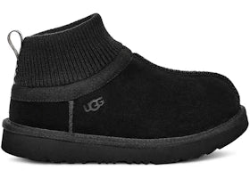 Overkicks - UGG Classic Ultra Stretch Cuff Slipper Black (Toddler) (1157702T-BLK) - vista lateral