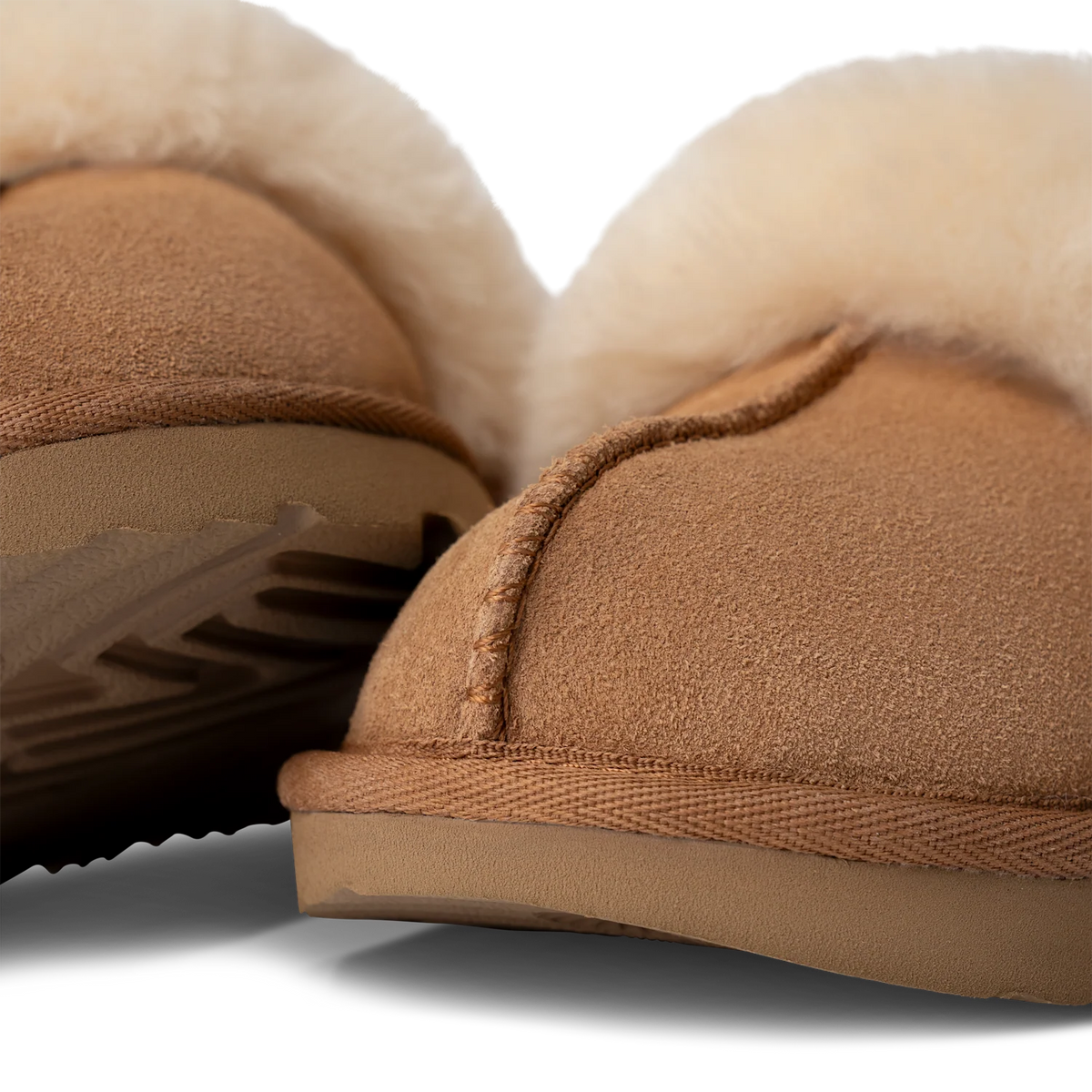 Overkicks - UGG Cozy II Slipper Chestnut (Kids) (1019065K-CHE) - imagen 5