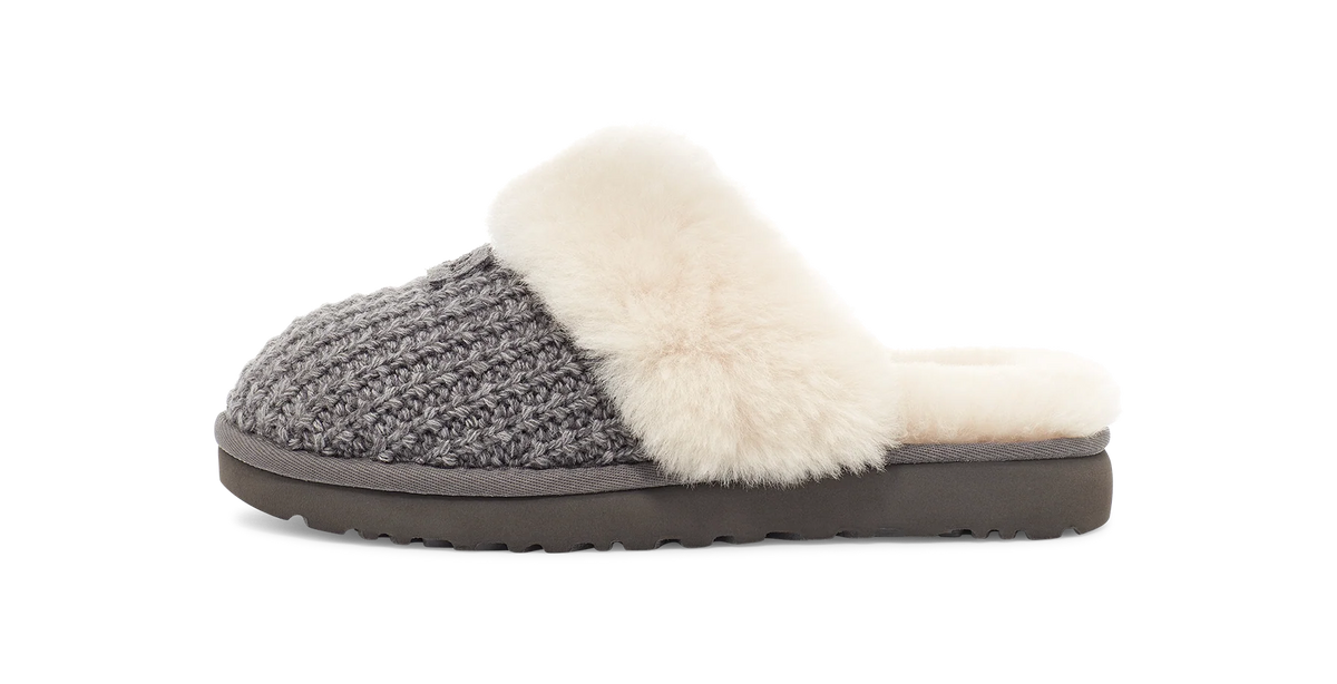 Overkicks - UGG Cozy Slipper Charcoal (Womens) (1117659-CHRC) - vista lateral