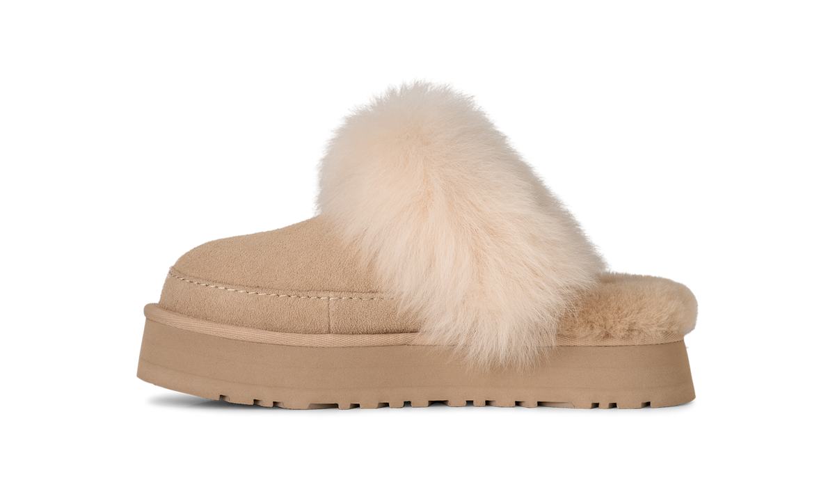 Overkicks - UGG Disquette Chalet Slipper Sandcastle (Womens) (1173930-SNDCS) - par completo