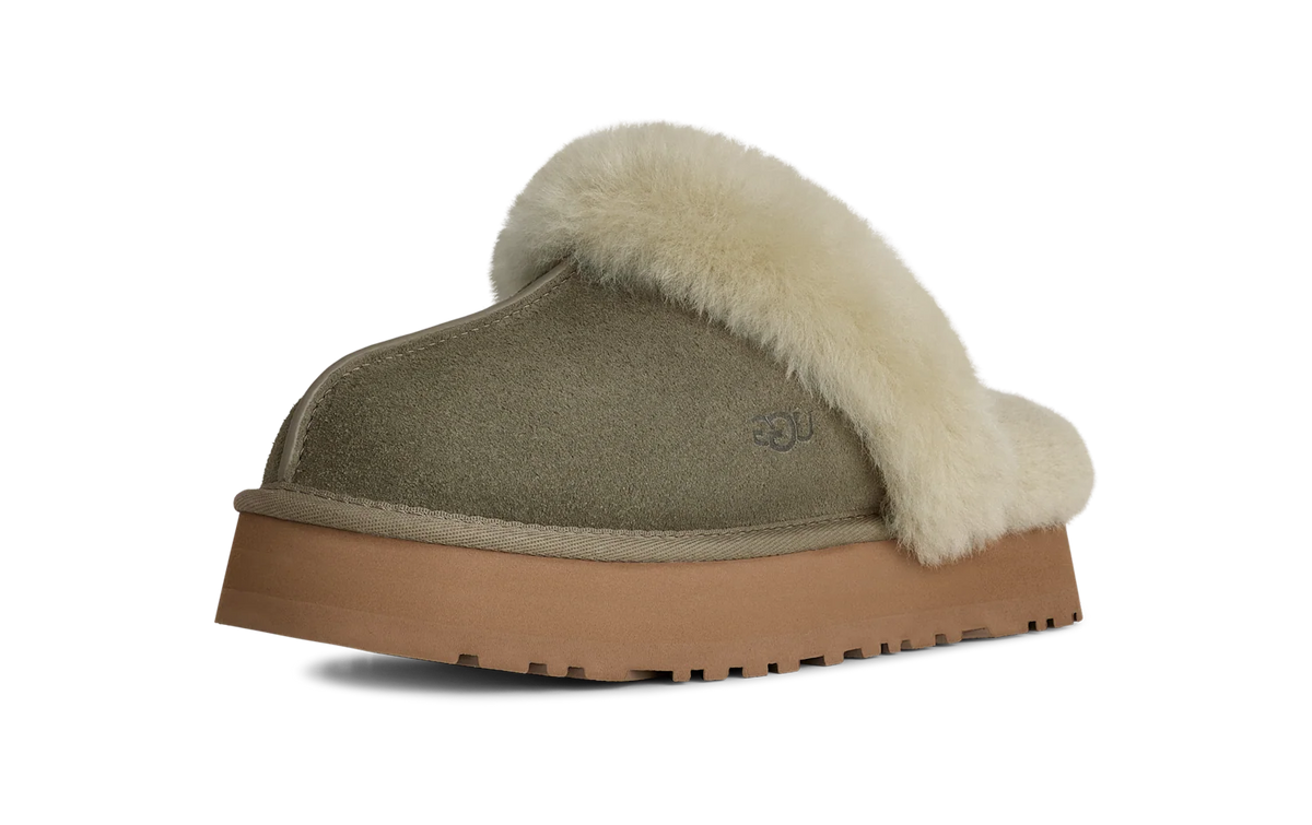 Overkicks - UGG Disquette Slipper Moss Green Muted Brass (Womens) (1122550-MRNM) - vista trasera