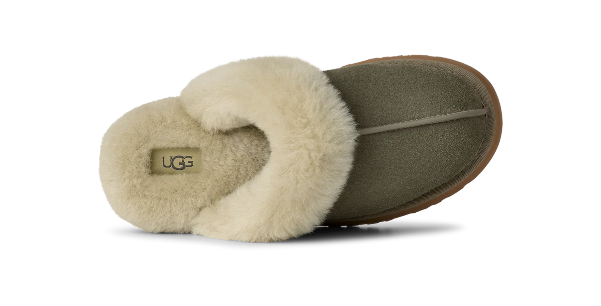 Overkicks - UGG Disquette Slipper Moss Green Muted Brass (Womens) (1122550-MRNM) - detalle talon