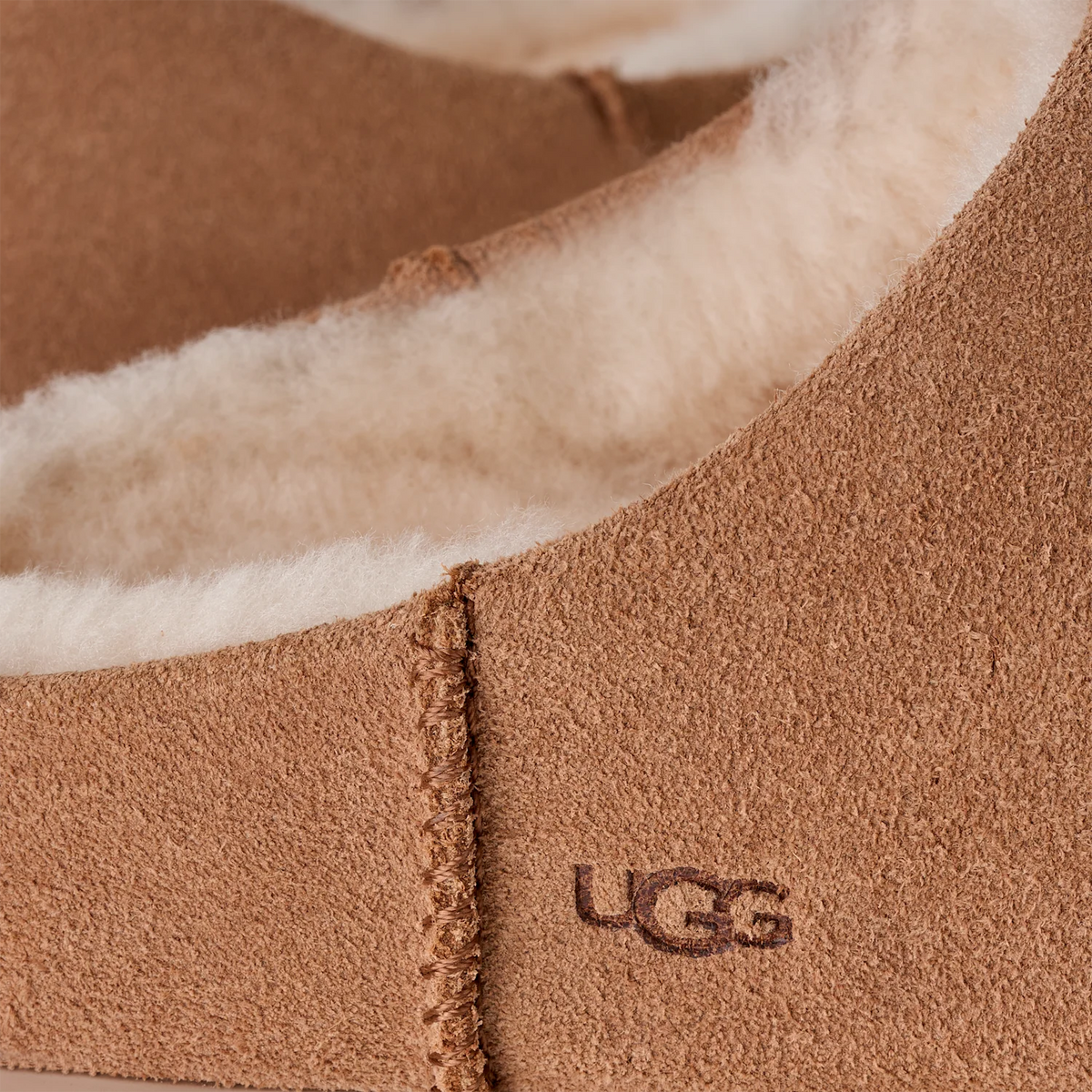 Overkicks - UGG Elea Slip-On Slipper Chestnut (Womens) (1171390-CHE) - vista superior