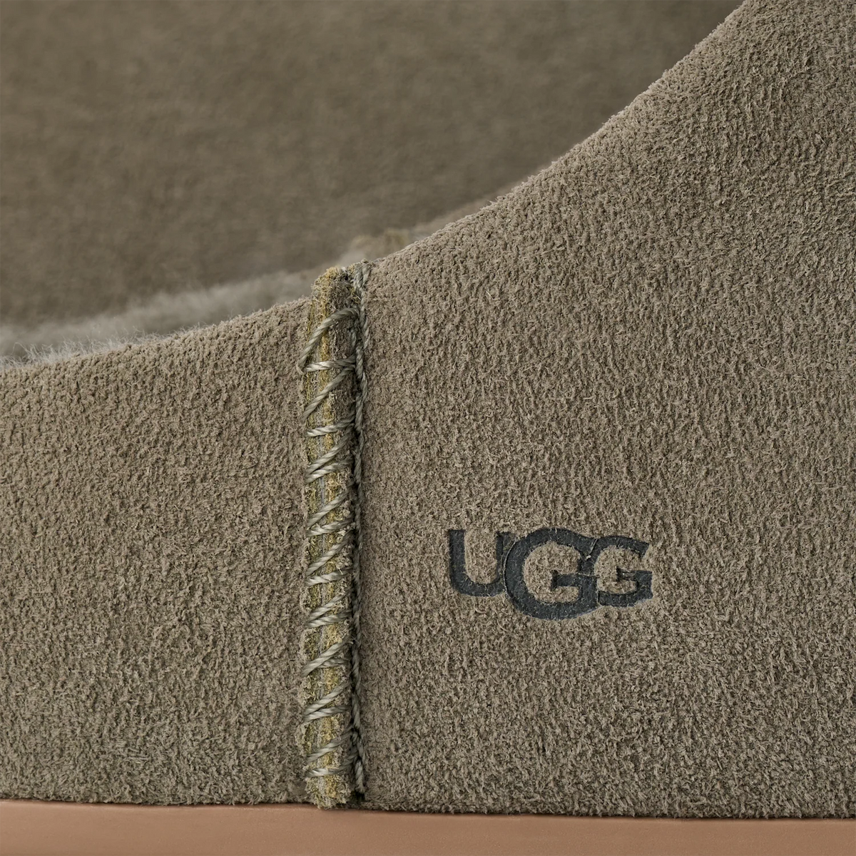 Overkicks - UGG Elea Slip-On Slipper Moss Green (Womens) (1171390-MSG) - vista superior