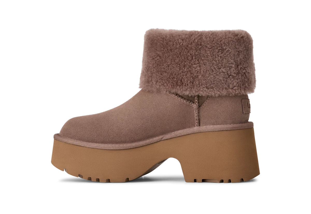Overkicks - UGG Esmee Boot Caribou (Womens) (1171533-CRBO) - par completo