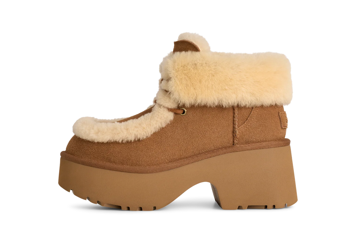 Overkicks - UGG Esmee Lace Up Boot Chestnut (Womens) (1171532-CHE) - vista lateral