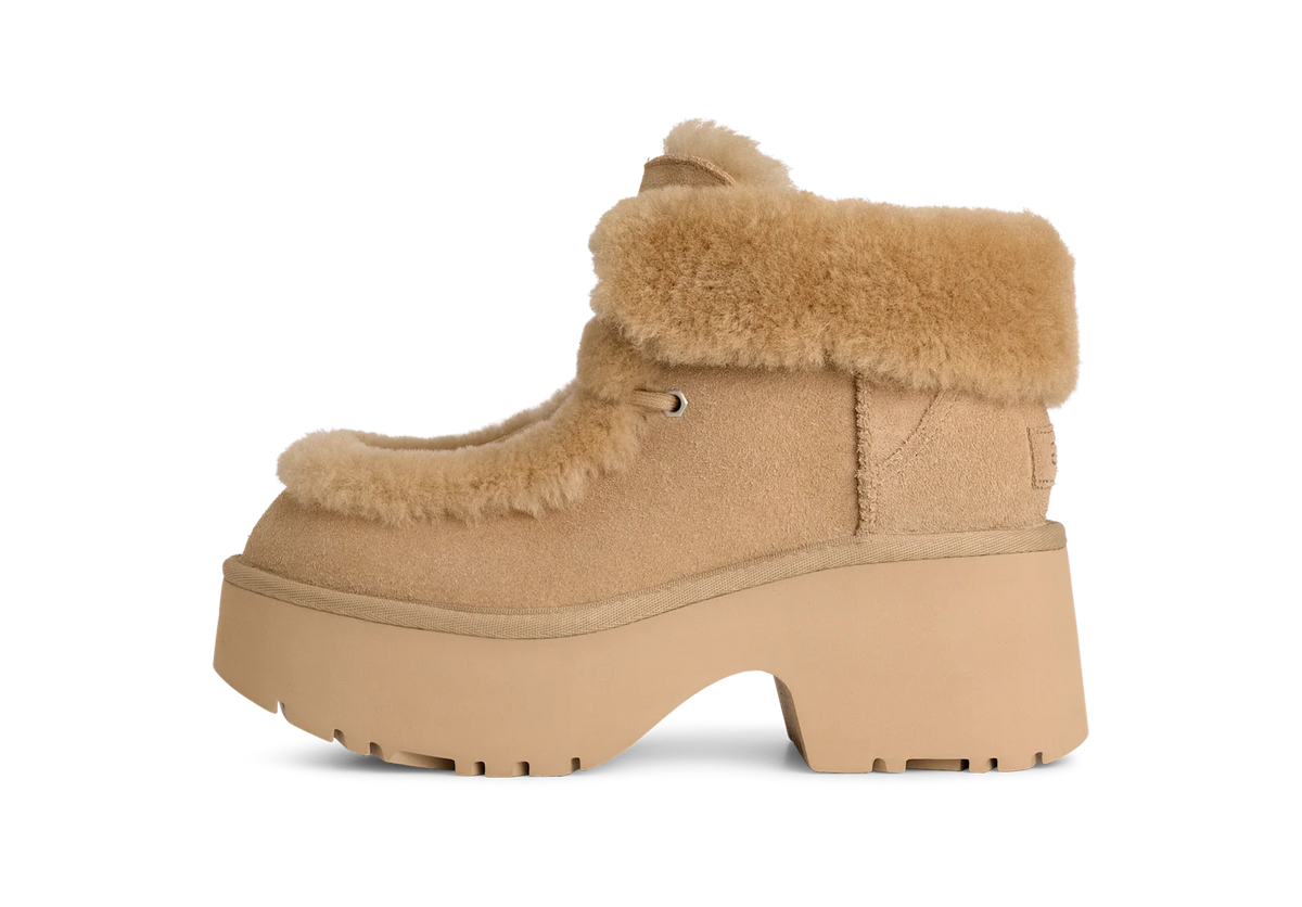 Overkicks - UGG Esmee Lace Up Boot Mustard Seed (Womens) (1171532-MDSD) - vista lateral