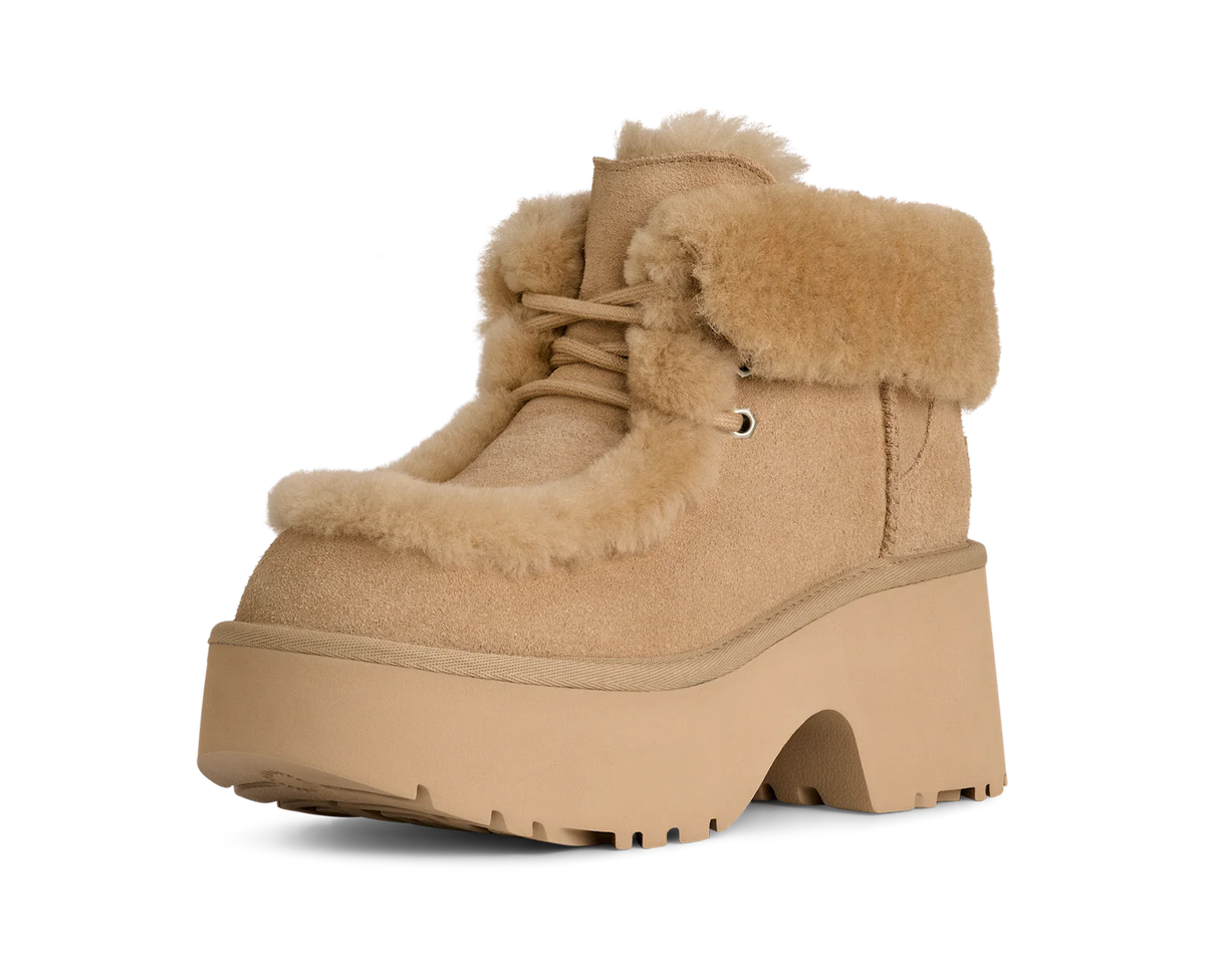 Overkicks - UGG Esmee Lace Up Boot Mustard Seed (Womens) (1171532-MDSD) - vista trasera