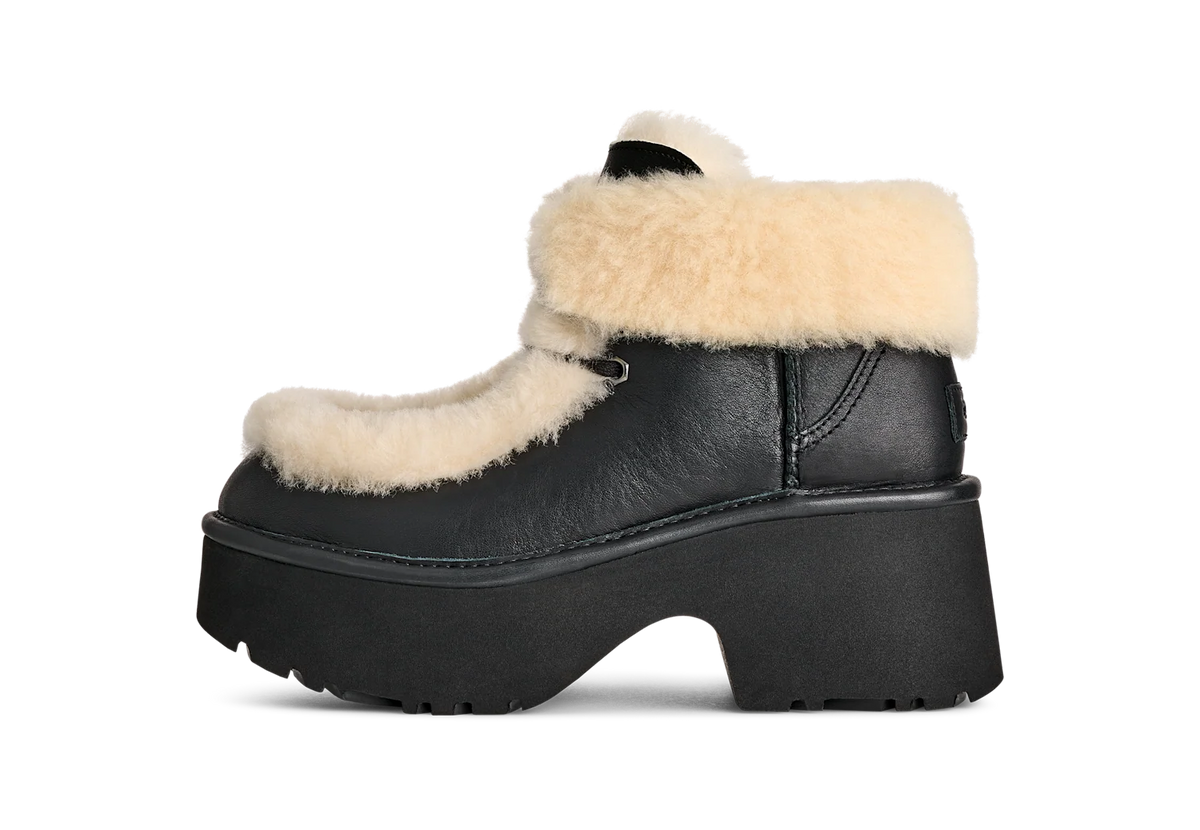 Overkicks - UGG Esmee Leather Lace Up Boot Black (Womens) (1176110-BLK) - vista lateral