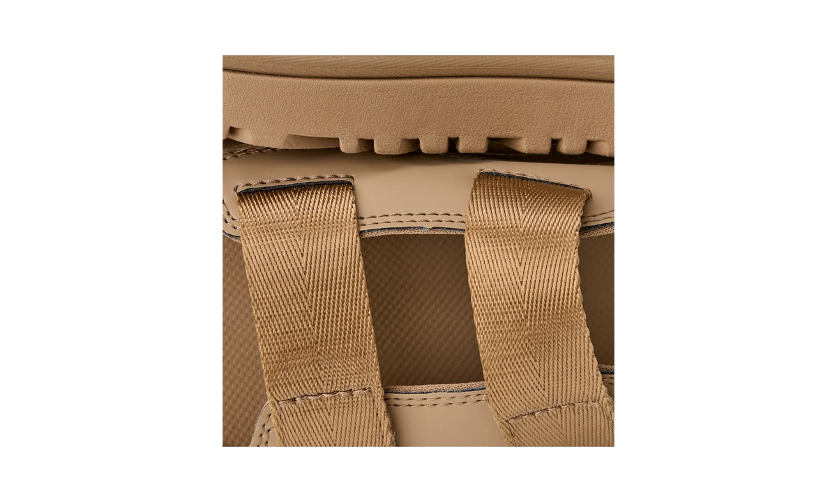 Overkicks - UGG GoldenGlow Slide Dark Sand (Kids) (1166513K-DND) - imagen 5