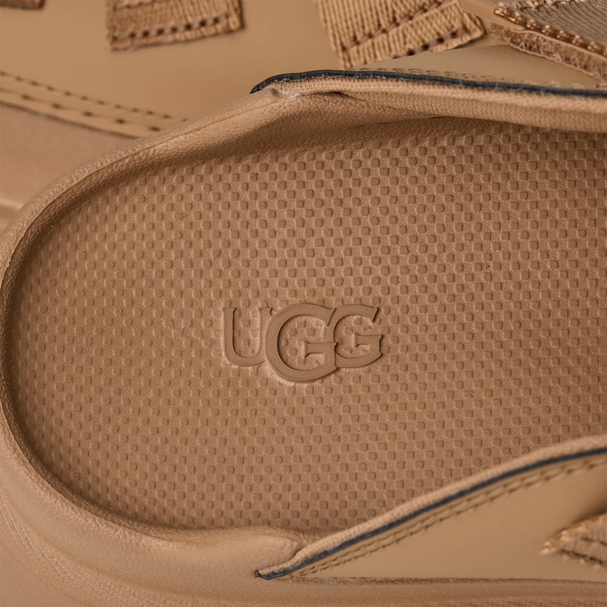 Overkicks - UGG GoldenGlow Slide Dark Sand (Womens) (1167430-DND) - detalle suela