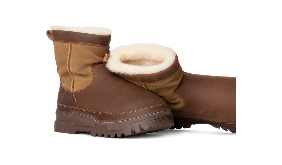 Overkicks - UGG Heritage Pull-On TrailGazer Boot Chestnut (1158213-CHE) - par completo