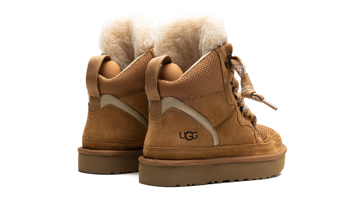 Overkicks - UGG Highmel Chestnut (Womens) (1145390-CHE) - par completo